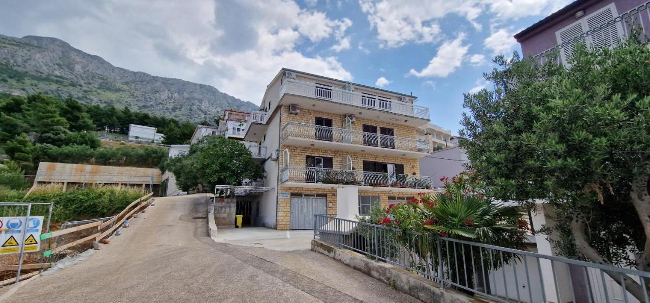 Apartments Duvnjak أوميس المظهر الخارجي الصورة